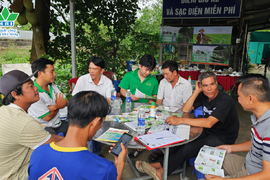 NÔNG DƯỢC HAI TĂNG CƯỜNG HỖ TRỢ KỸ THUẬT CHO NHÀ VƯỜN SẦU RIÊNG TRONG MÙA MƯA BÃO